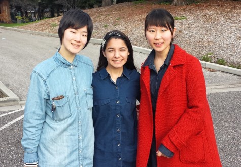 Samia poses with her host students, Misato (left) and Rioka (right) before a tear-filled good-bye.