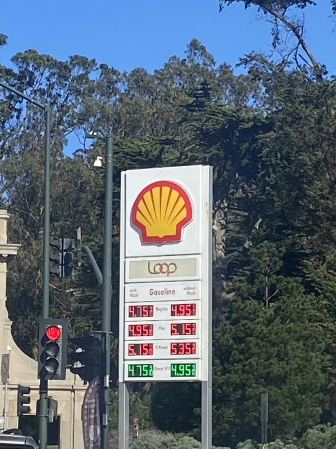 Courtesy of Hillary Lee. Gas prices in San Francisco taken in Nov. 2021.