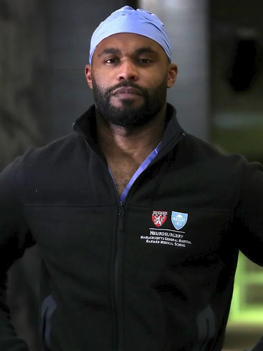 picture of myron rolle wearing a neurosurgeon 