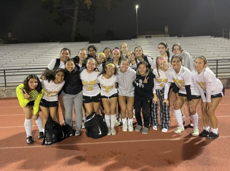 Wilcox Girls Varsity Soccer Team after defeating Del Mar 7-0.