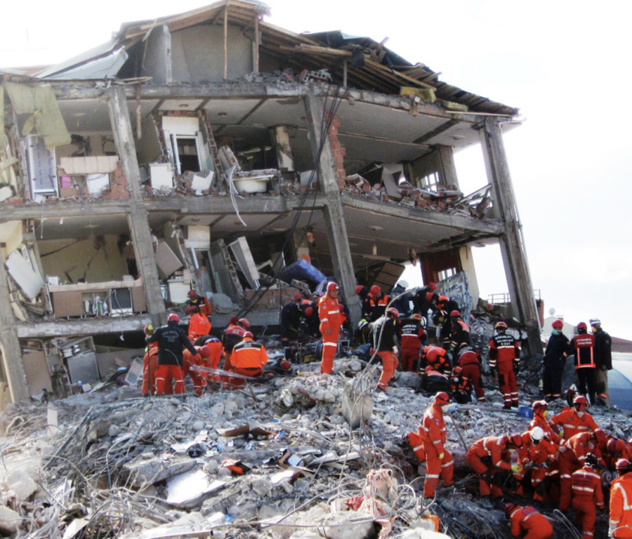 Building destroyed by the Turkey Earthquake. In courtesy of Flickr images.