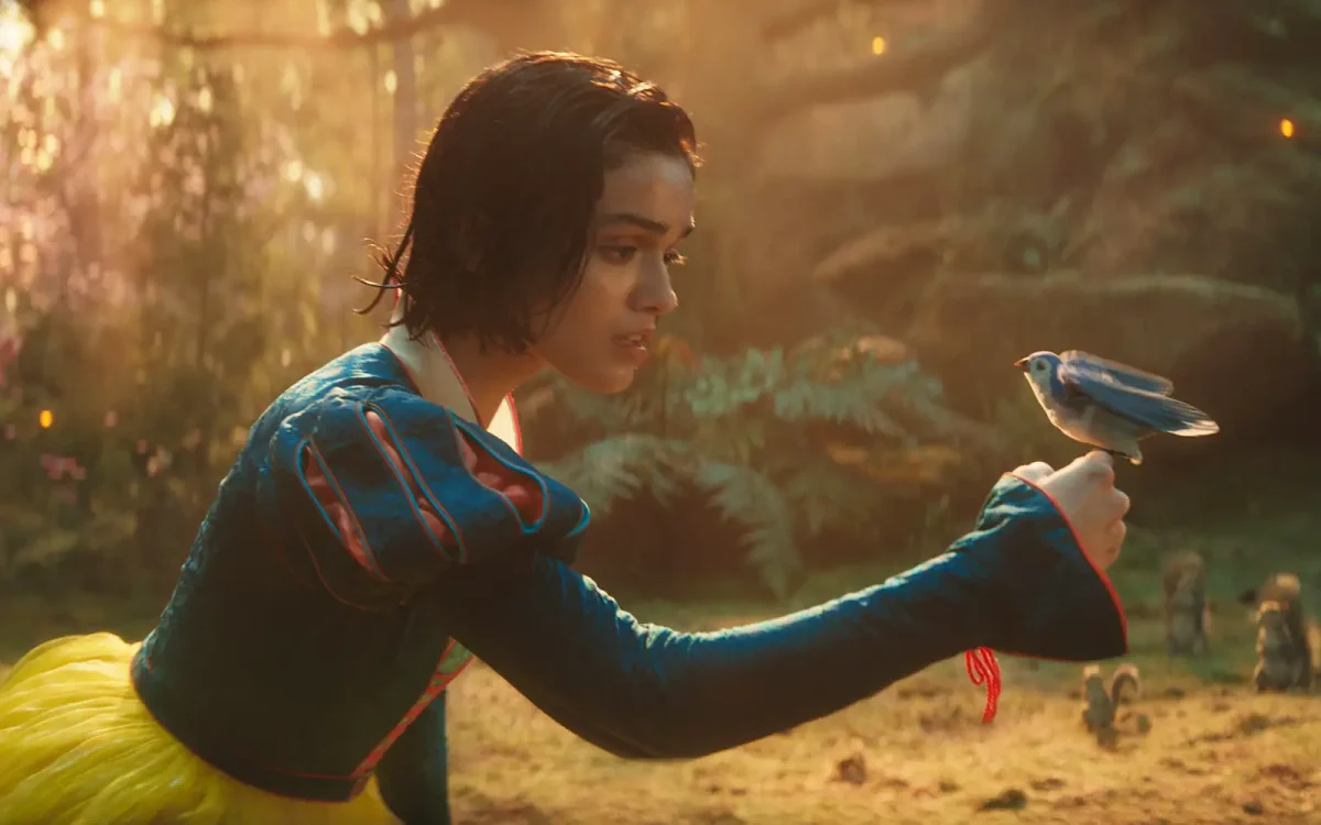 Snow White talking to animals.